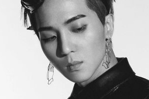 송민호, 갑작스러운 부친상…빈소 지켜