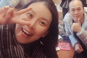 이종석, ‘둘째 임신’ 이보영 근황 공개 “누나 순산하세요”