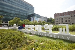 중앙대학교 평생교육원(서울), 시니어 대상 모델 입문 과정 수강생 모집 중