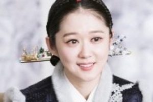 ‘황후의 품격’ 장나라 vs 이엘리야, 식탁 앞 팽팽한 신경전 포착