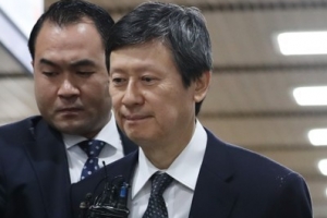 신동주, 부친 신격호에 “의결권 위임 확인” 소송냈지만 각하