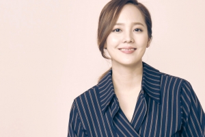 유진♥기태영, 촬영차 프랑스 동반 나들이 ‘로맨틱 모습’