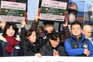 [단독] 트라우마 호소하는 김용균씨 동료들… 심리 치료는 ‘뒷전’