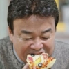 ‘백종원의 골목식당’ 백종원, 피자 시식 후 시큼한 맛에 ‘충격’