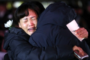 ‘발전소 비정규직’ 김용균 동료와 ‘구의역’ 김군 동료 만난다