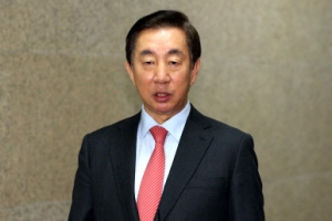 ‘김성태 딸 특혜 채용’ KT 전 사장 오늘 영장 심사