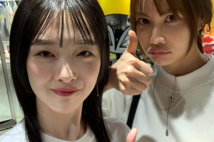 “CEO와 한 컷” 설리, ‘진리상점’ 방문한 양미라와 인증샷