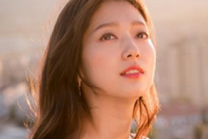 “예쁨 그 자체”...‘알함브라 궁전의 추억’ 박신혜, 러블리 스틸 공개