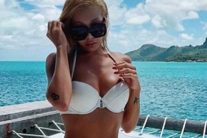 [포토] 제시, 비키니로 과시한 넘치는 볼륨감
