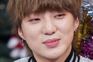 ‘비디오스타’ 강승윤 “송민호와 어색해졌다” 위너 흔든 母 발언