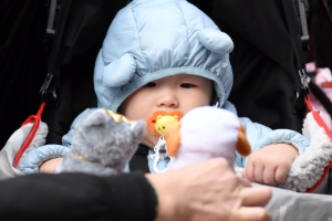 [한 컷 세상] 인생 최대의 고민