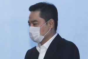 강용석 2심 무죄·석방…“도도맘 진술 신빙성 부족”