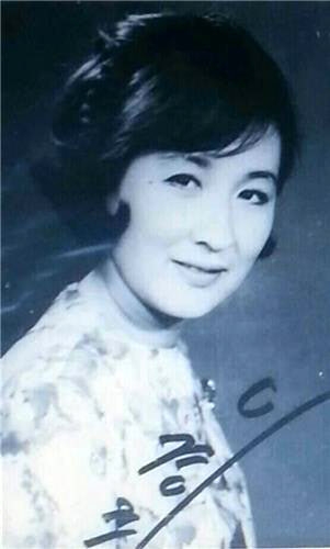 원로배우 이경희