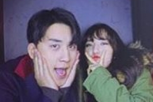 ‘나혼자산다’ 승리, 여동생과 찍은 스티커사진 공개 “연말데이트”