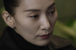 ‘SKY 캐슬’ 염정아 VS 김서형, 팽팽 신경전 속 “손까지 명연기”