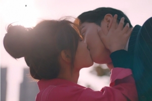 ‘일뜨청’ 엔딩요정 윤균상X김유정, 심박수 높인 ‘심쿵’ 명장면 셋