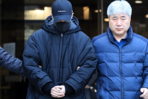 음주운전 배우 손승원 검찰 송치…동승자 정휘는 불기소의견