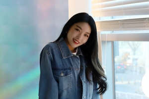 [인터뷰] 청하 ‘벌써 12시’ 컴백… “아이오아이 멤버들과 매일 연락해요”