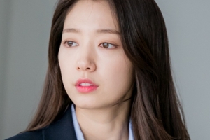 ‘알함브라 궁전의 추억’ 게임 존재 알게 된 박신혜, 향후 행보에 ‘관심 집중’