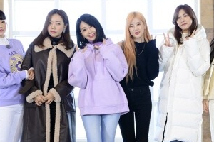 ‘런닝맨’ 에이핑크 완전체 첫 출연..유재석 주저앉은 사연은?