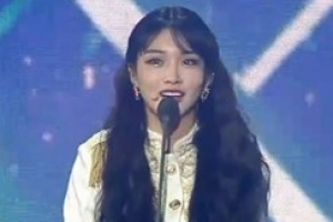 ‘골든디스크’ 로이킴·청하 본상 수상 “감사합니다”