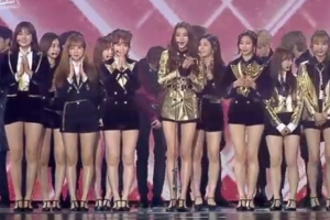 [2019 골든디스크] 아이즈원·스트레이키즈 신인상 수상 “위즈원·스테이 고마워”