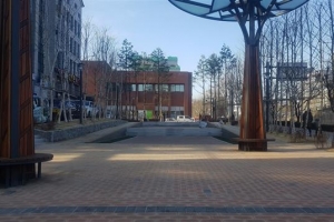 주민 품으로 온 관악 남현예술정원…수경공원, 광장형 휴게공원으로 변신