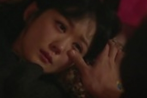 ‘황후의 품격’ 장나라♥최진혁, 애틋한 위로 “내가 옆에 있을게요”