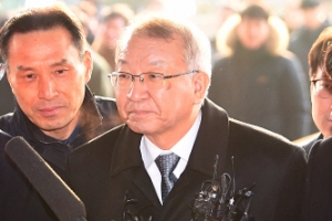 [양승태 소환]“검찰 수사 한답니까?” ‘놀이터 회견’으로부터 7개월…여전히 ‘유체이탈’ 화법