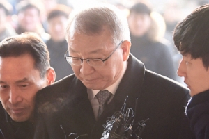 [서울포토] “국민께 송구” 고개숙인 양승태