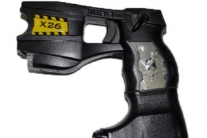 암사동 칼부림 ‘테이저건 논란’…경찰청장의 호소