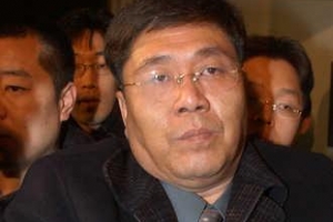 ‘병풍’ 김대업, 3년 전 검찰조사 받다 출국…행방 묘연