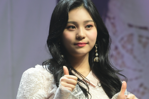 [현장포토] 더 예뻐진 여자친구 엄지 ‘엄지 척’