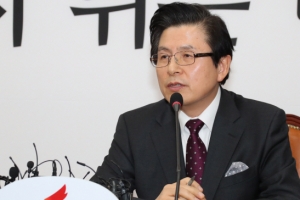 황교안 정계 진출 반대 50.0%, 지지 37.7%…진영별로 확 갈려