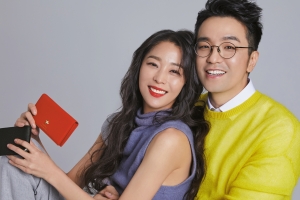 한고은·신영수 부부의 사랑스러운 커플 화보 공개
