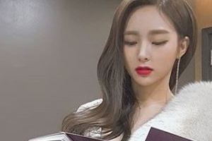 한초임, 2019 서울가요대전 드레스 화제 그 후.. “서가대 MC♥ #실검 1위”