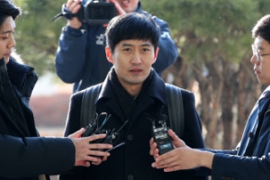 [포토] 김태우 수사관, 참고인 조사 비공개 출석