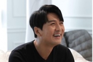 ‘연애의 맛’ 이필모, ♥서수연 ‘청순+섹시’ 웨딩드레스 자태에 ‘헤벌쭉’