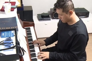 ‘나혼자산다’ 황재균, 남다른 피아노 실력..라라랜드 OST 완벽 연주