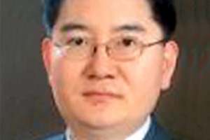 양승태 운명, 25년 후배 명재권 판사 판단에 달렸다