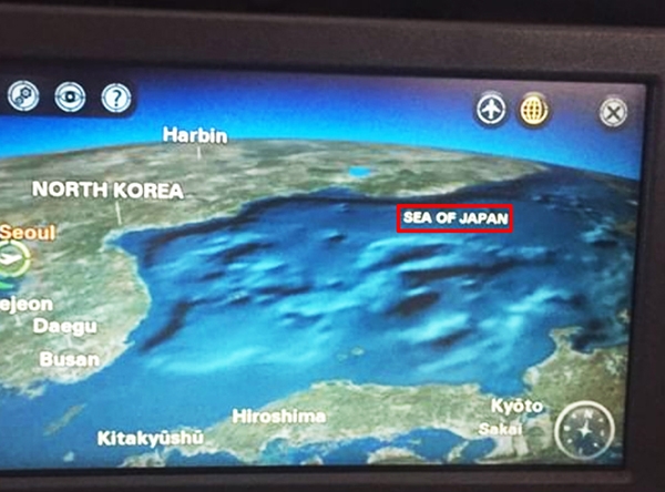 러시아 아에로플로트 내 좌석 스크린 지도 서비스에 한국과 일본 사이의 바다 명칭이 일본해로 표기된 모습 (네티즌 제공)
