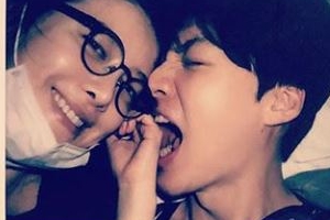 구혜선♥안재현, 침대서 다정한 모습으로 셀카 ‘여전히 달달’