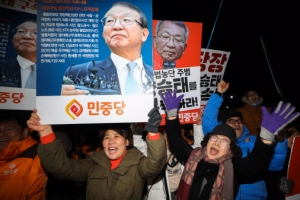 양승태 “후배 거짓진술”…법원 “증거인멸 우려” 검찰 손 들어줘