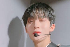 “잘 보고 있나요?” 배진영, 직접 콘서트 중간보고 ‘팬들 환호’