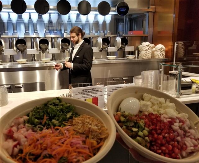 미국 보스턴의 로봇식당 스파이스