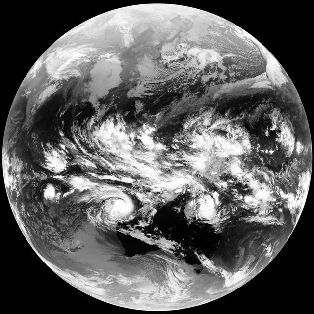천리안1호가 찍었던 지구의 모습. 한국항공우주연구원·국가기상위성센터 제공 
