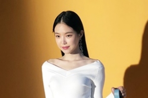 손나은, 어떤 각도에서도 빛나는 미모 ‘돋보인 청순 매력’