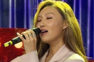 ‘라디오스타’ 화사 “2018 MAMA 보디슈트 직접 제작했다”