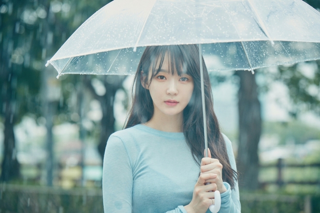 강민경, 27일 첫 솔로 데뷔