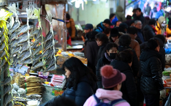 설날 대목, 붐비는 전통시장